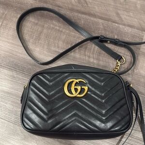 GG MARMONT SMALL SHOULDER BAG